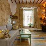 Noah House Center - Historic Center קדיז
