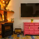 Noah House Center - Historic Center קדיז